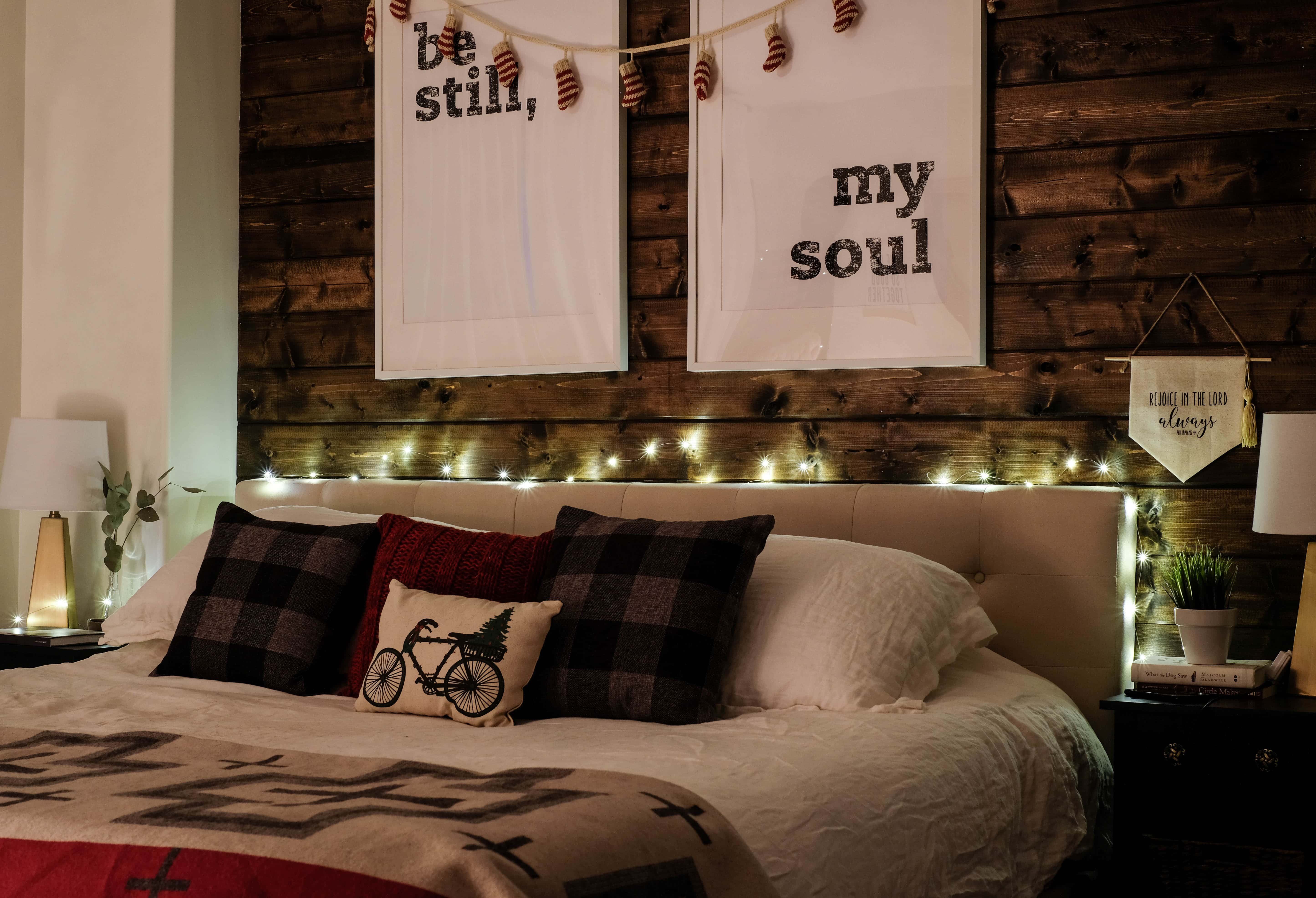 Christmas Lights Tour I Cozy, Christmas Bedroom Interiors