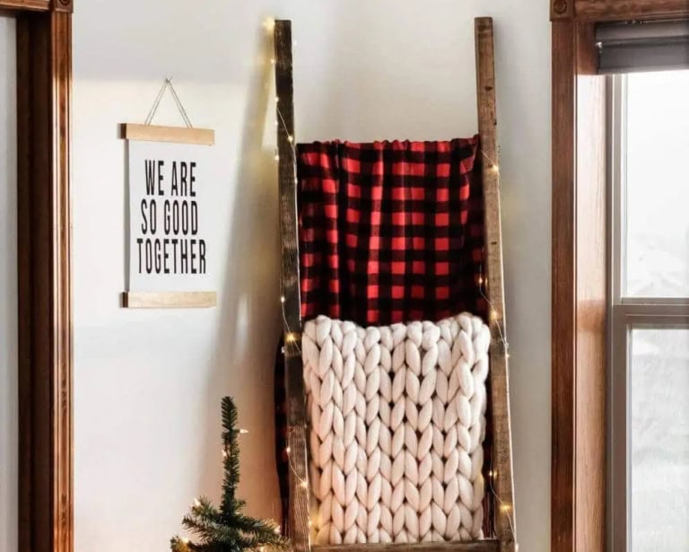 Easy DIY Blanket Ladder For Under $15 tutorial