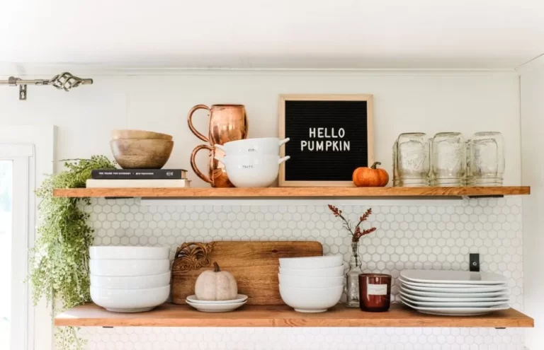 hello pumpkin sign simple-fall-decor-RV