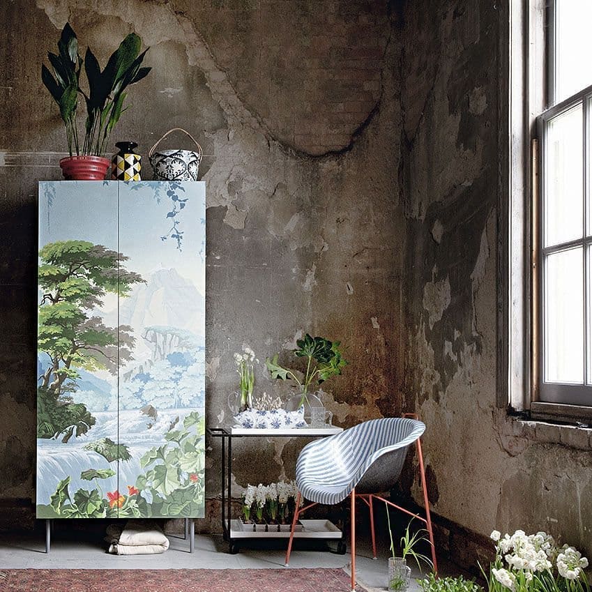 15 Creative Ways To Decorate With Wallpaper