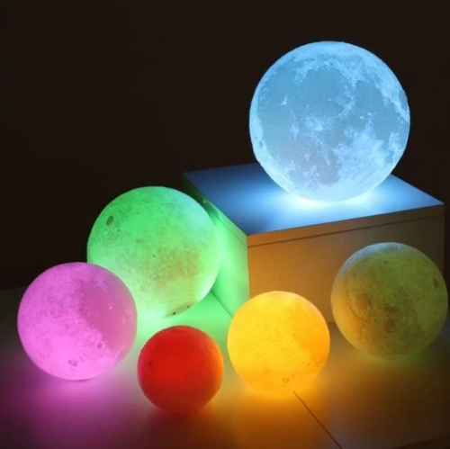 The Best Moon Lamps For Better Sleep - moon lamps in 6 different colors