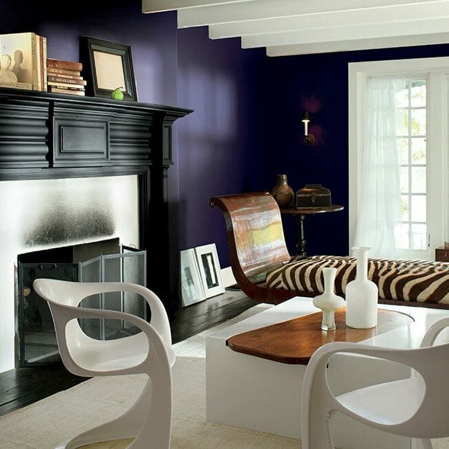 Shadow paint color by Benjamin Moore