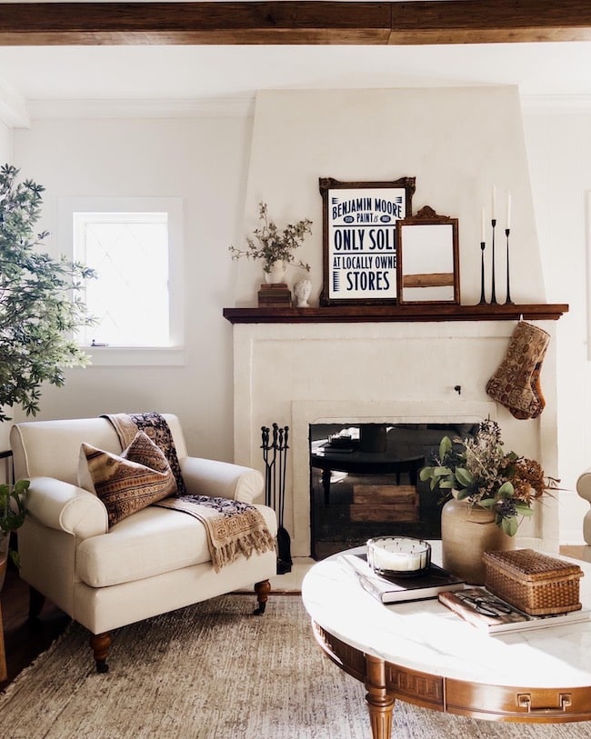 living room painted with White Dove by Benjamin Moore