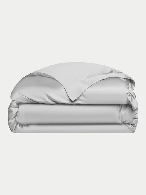 detail of the best organic duvet set cozy earth bamboo 